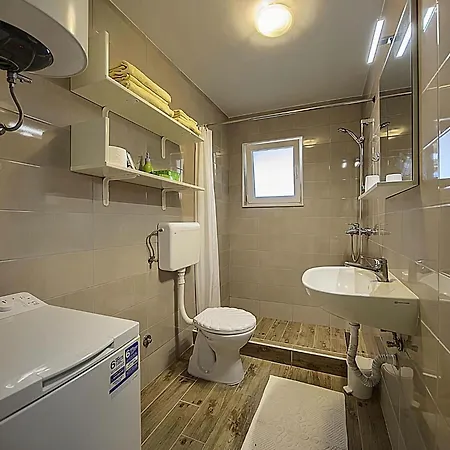 Appartement Holiday Kne Evi